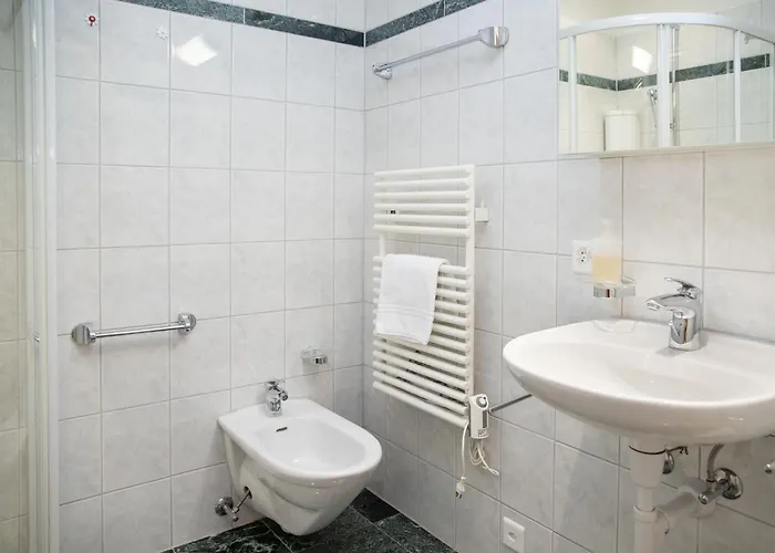 Chesa Dal Luf B6 By Interhome Apartman