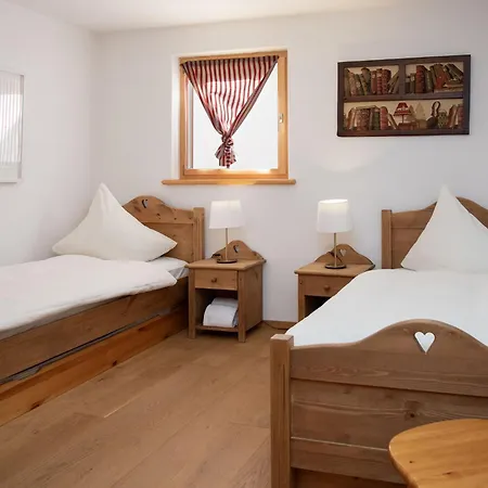 Chesa Dal Luf B6 By Interhome Apartamento *